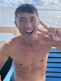 �R�E�^��搶