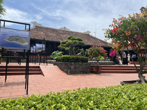 �z���`������