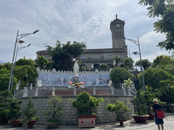 ニャチャン大聖堂