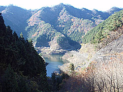 松田ダムの景色