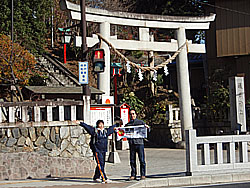 織姫神社に向かうNozomi