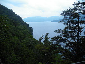 赤岩から見た中禅寺湖